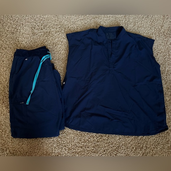 HTF Figs Navy Fionlite FreeX Set Large - Picture 15 of 15